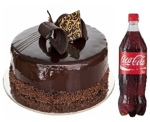 4-6 Kişilik Klasik Çikolatalı Yaş Pasta